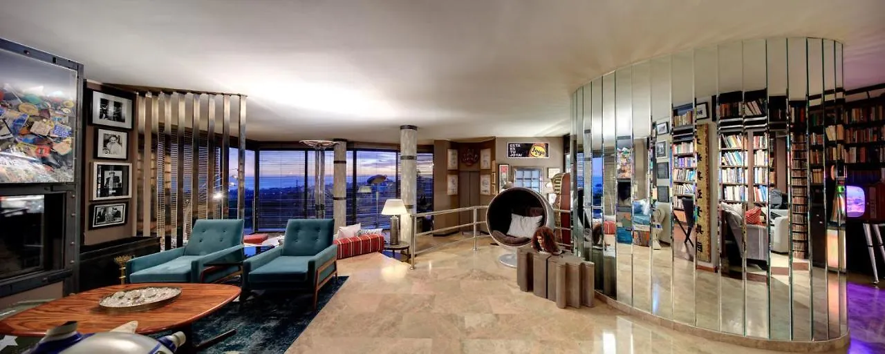 Homestay Marbella Boutique Art Suites
