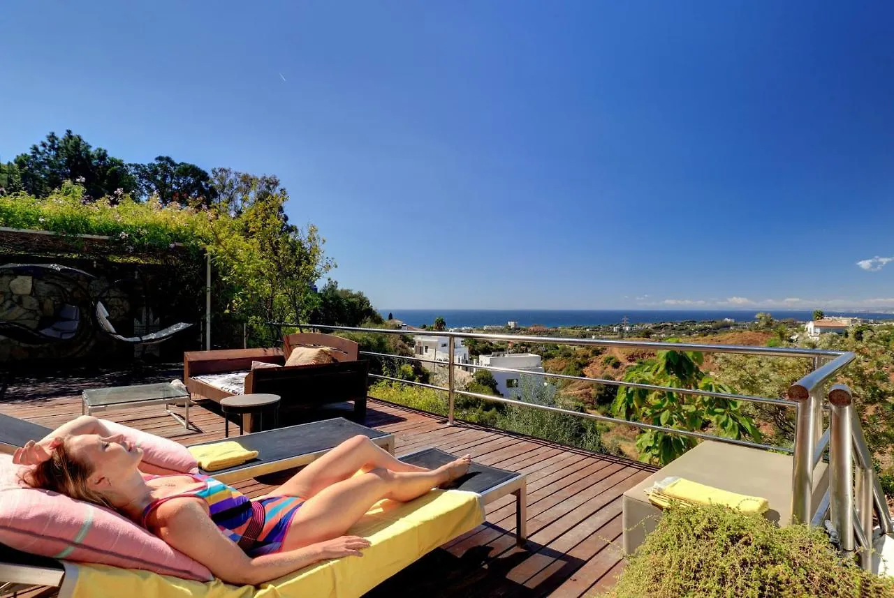 Homestay Marbella Boutique Art Suites