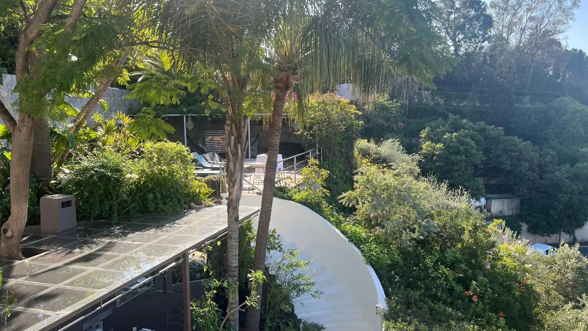 Homestay Marbella Boutique Art Suites