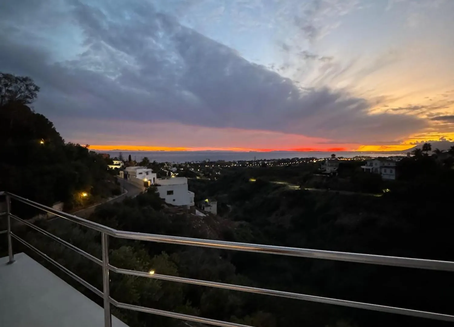 Homestay Marbella Boutique Art Suites