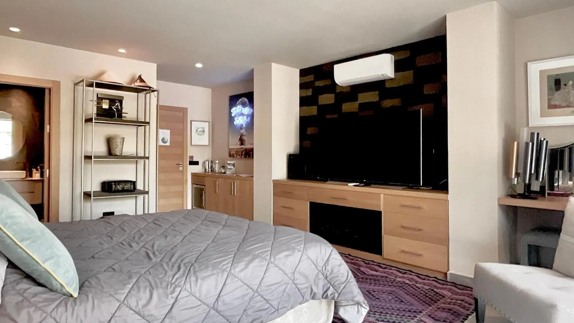 Marbella boutique art hotel 0*,