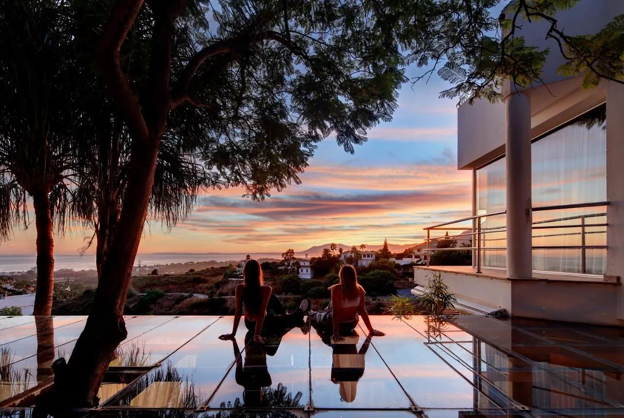 Marbella Boutique Art Suites